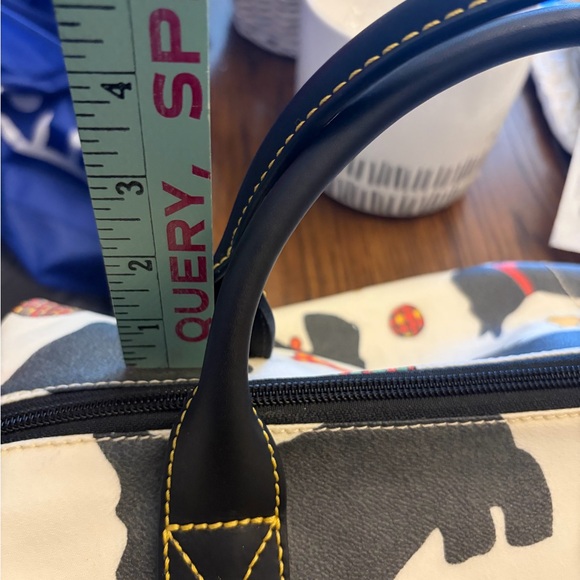 Dooney and Bourke 2009 Scottie Dog Bag. Tartan inside. NWOT. - Picture 7 of 13